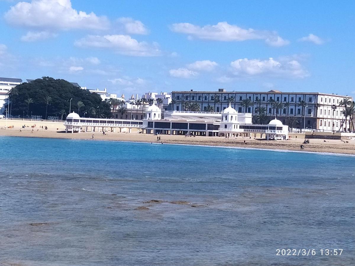 Atico Soleado Apartment Кадис Екстериор снимка